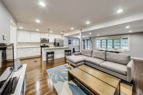 Tiny photo for 3905 Lawn Avenue, Western Springs, IL 60558 (MLS # 12491733)