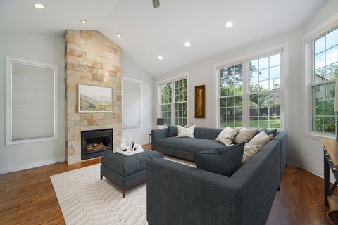 Tiny photo for 606 Greendale Road, Glenview, IL 60025 (MLS # 12494569)