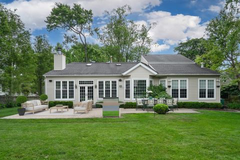 Tiny photo for 606 Greendale Road, Glenview, IL 60025 (MLS # 12494569)