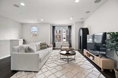 Tiny photo for 903 Coletta Circle, Naperville, IL 60563 (MLS # 12626019)