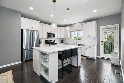 Tiny photo for 903 Coletta Circle, Naperville, IL 60563 (MLS # 12626019)