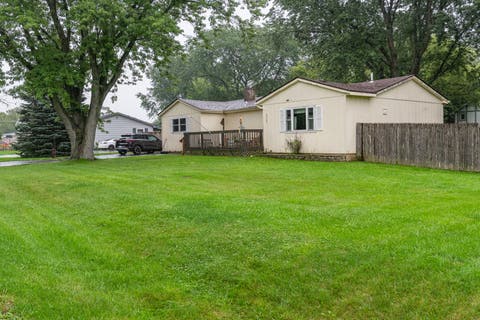 Photo of 3707 CLEARVIEW Avenue, Gurnee, IL 60031 (MLS # 12733195)