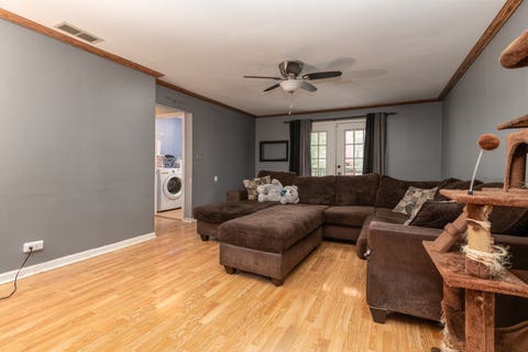 Tiny photo for 3707 CLEARVIEW Avenue, Gurnee, IL 60031 (MLS # 12733195)