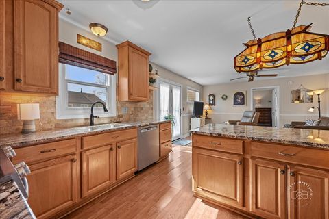 Tiny photo for 2138 Derby Court, Wheaton, IL 60189 (MLS # 12611951)