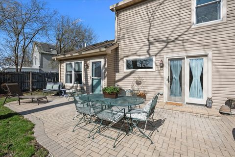 Tiny photo for 2138 Derby Court, Wheaton, IL 60189 (MLS # 12611951)