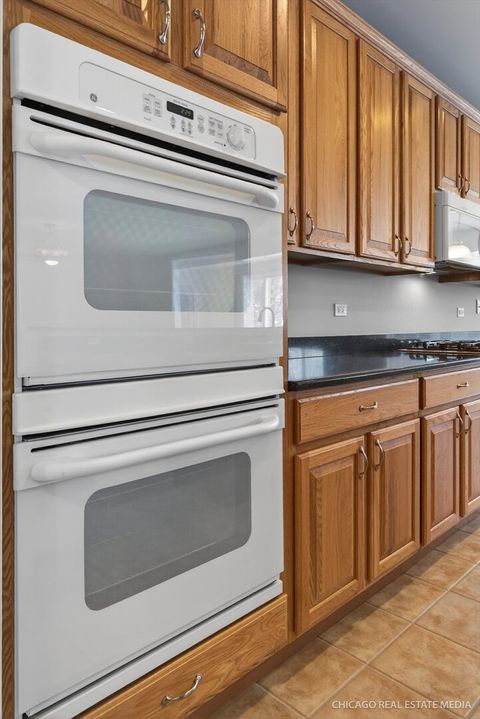 Tiny photo for 12777 Zinnia Court, Huntley, IL 60142 (MLS # 12533433)