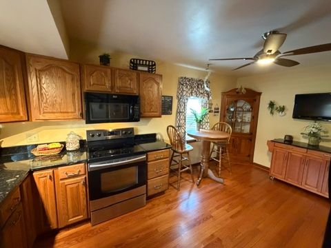 Tiny photo for 129 Laurel Street, Wilmington, IL 60481 (MLS # 12693770)