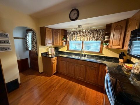 Tiny photo for 129 Laurel Street, Wilmington, IL 60481 (MLS # 12693770)