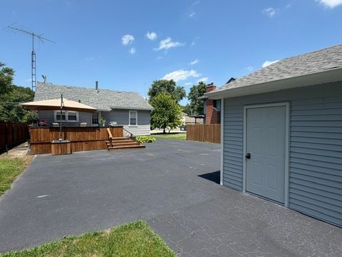 Tiny photo for 129 Laurel Street, Wilmington, IL 60481 (MLS # 12693770)