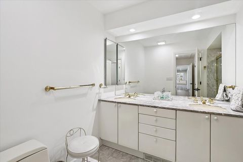 Tiny photo for 515 Turicum Road, Lake Forest, IL 60045 (MLS # 12630434)