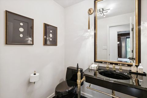 Tiny photo for 515 Turicum Road, Lake Forest, IL 60045 (MLS # 12630434)
