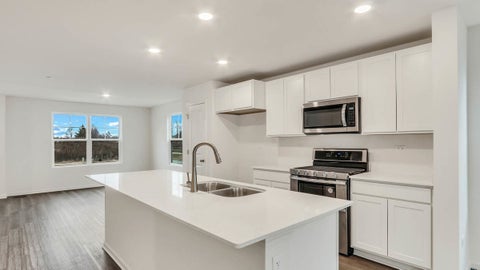 Tiny photo for 412 lakeshore Court, St. Charles, IL 60174 (MLS # 12701410)