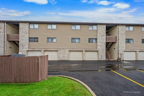 Tiny photo for 695 Dean Drive #E, South Elgin, IL 60177 (MLS # 12754591)