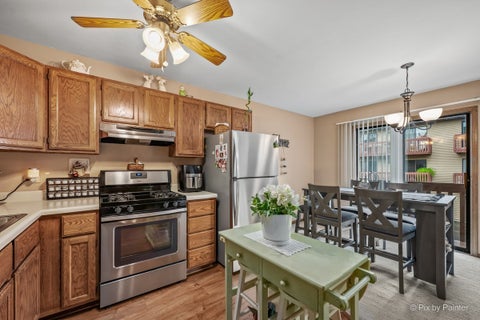 Tiny photo for 695 Dean Drive #E, South Elgin, IL 60177 (MLS # 12754591)
