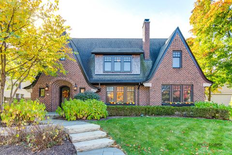 A home in Lake Bluff