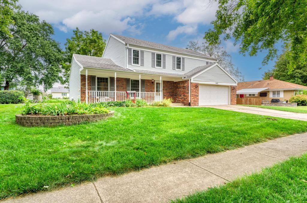 1102 Country Drive