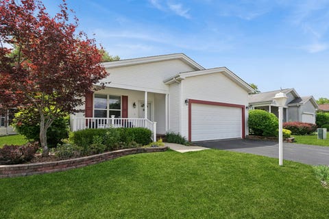 Photo of 3819 Fox Hunt Way, Grayslake, IL 60030 (MLS # 12662022)