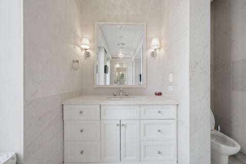 Tiny photo for 159 E Walton Place #22A, Chicago, IL 60611 (MLS # 12677656)