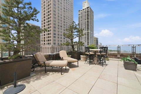 Tiny photo for 159 E Walton Place #22A, Chicago, IL 60611 (MLS # 12677656)