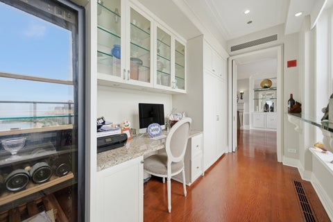 Tiny photo for 159 E Walton Place #22A, Chicago, IL 60611 (MLS # 12677656)