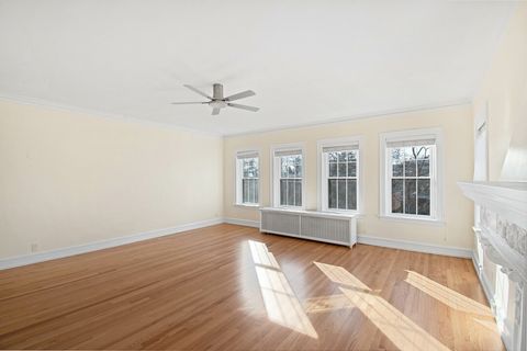 Tiny photo for 409 Custer Avenue #3N, Evanston, IL 60202 (MLS # 12571272)