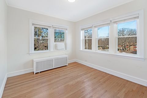 Tiny photo for 409 Custer Avenue #3N, Evanston, IL 60202 (MLS # 12571272)