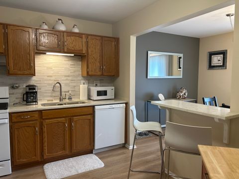 Tiny photo for 1252 Beechwood Court #1C, Schaumburg, IL 60193 (MLS # 12577467)