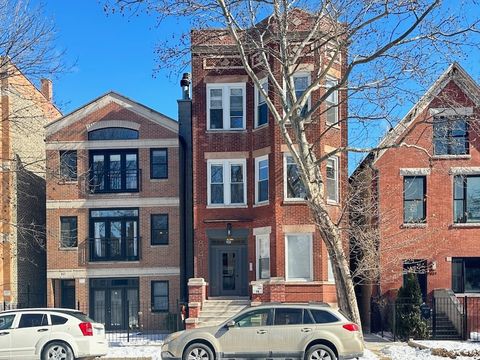841 N Mozart Street 1F Chicago IL 60622