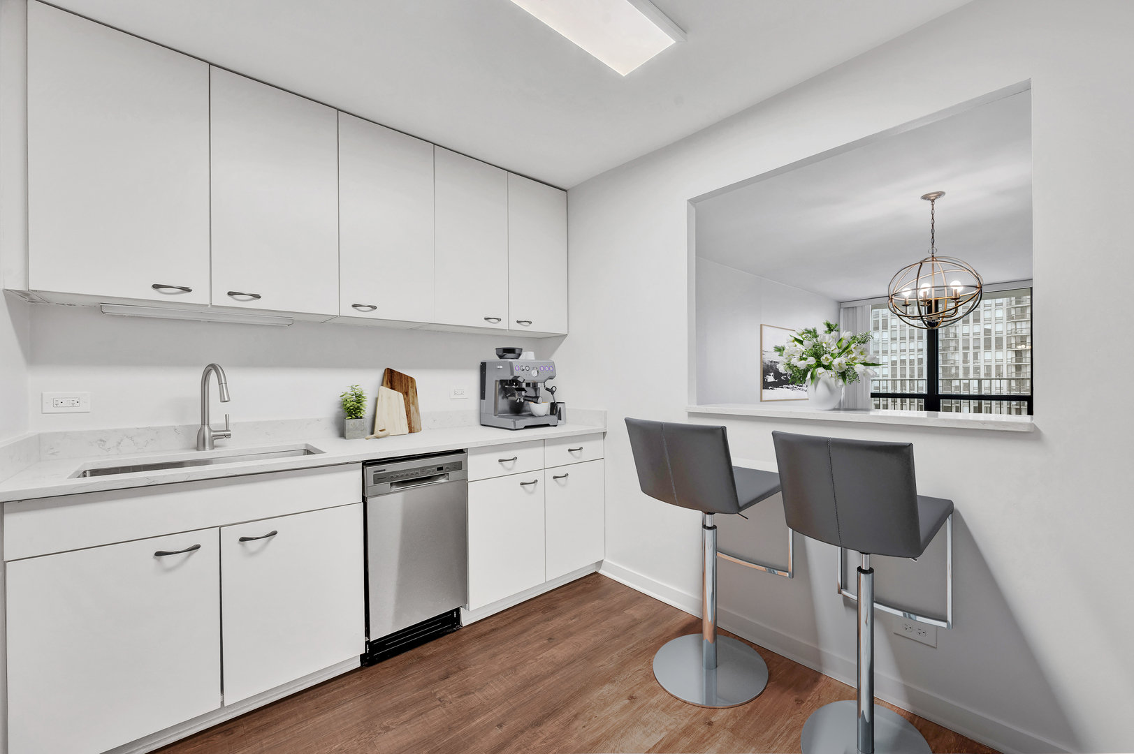 1636 N Wells Street 1503