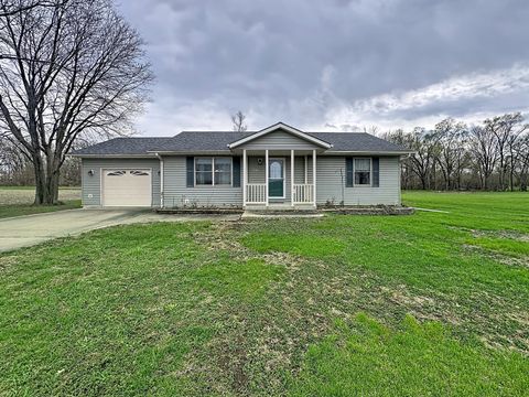 Photo of 2524 Big Island Parkway, Milan, IL 61264 (MLS # 12617694)