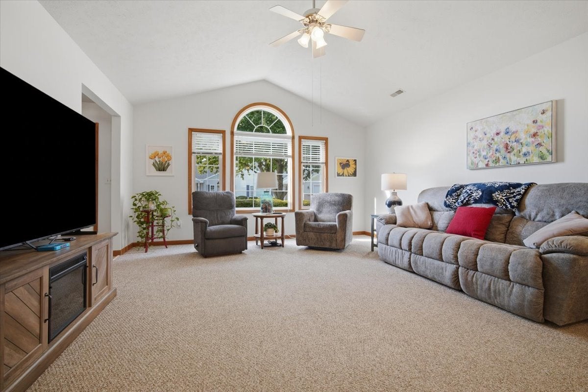 1312 Inglewood Circle 0
