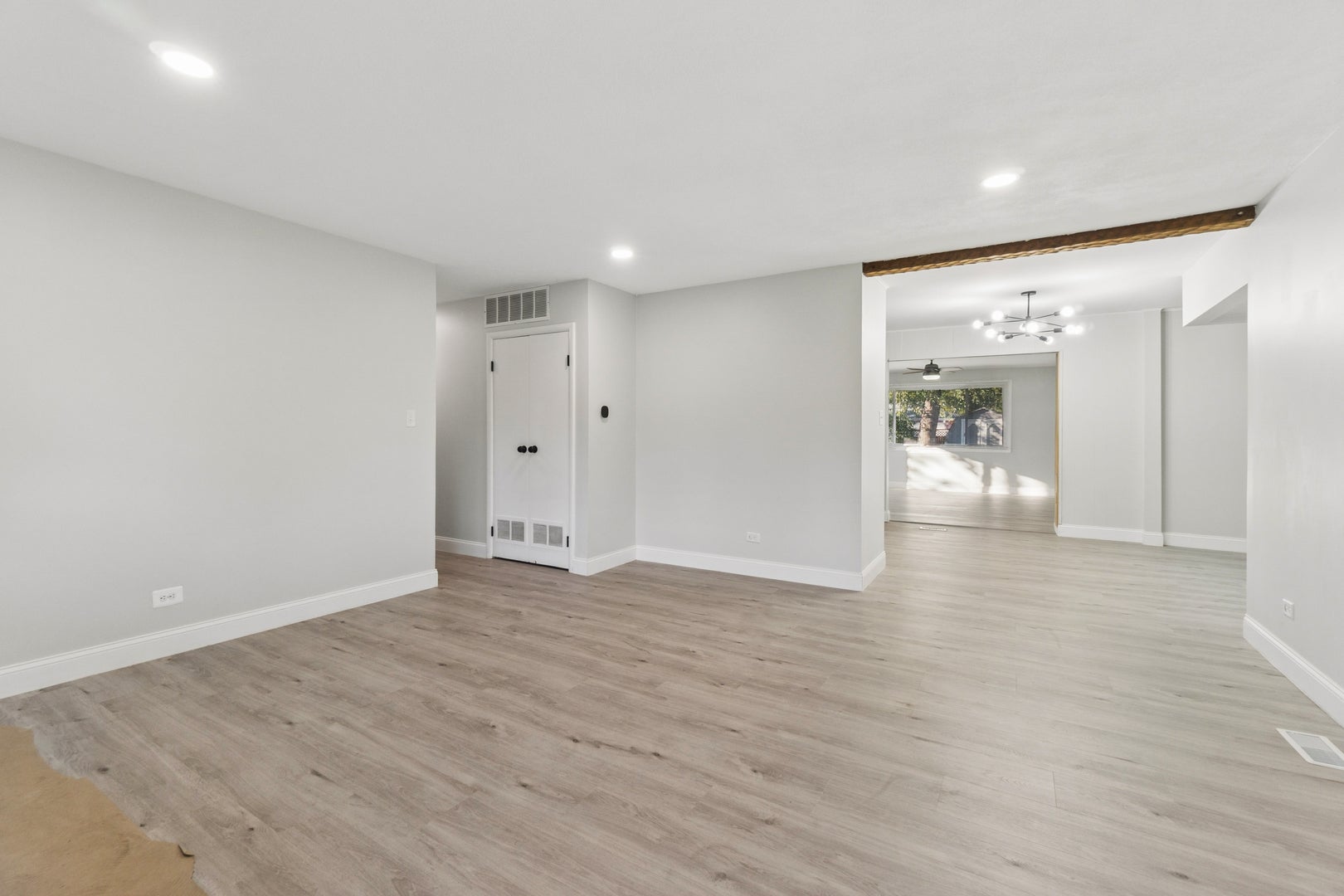 530 Maywood Lane
