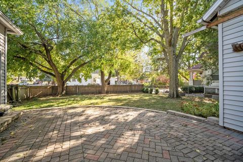 Tiny photo for 1219 Koch Street, Bloomington, IL 61701 (MLS # 12494403)