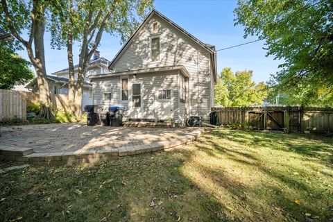 Tiny photo for 1219 Koch Street, Bloomington, IL 61701 (MLS # 12494403)