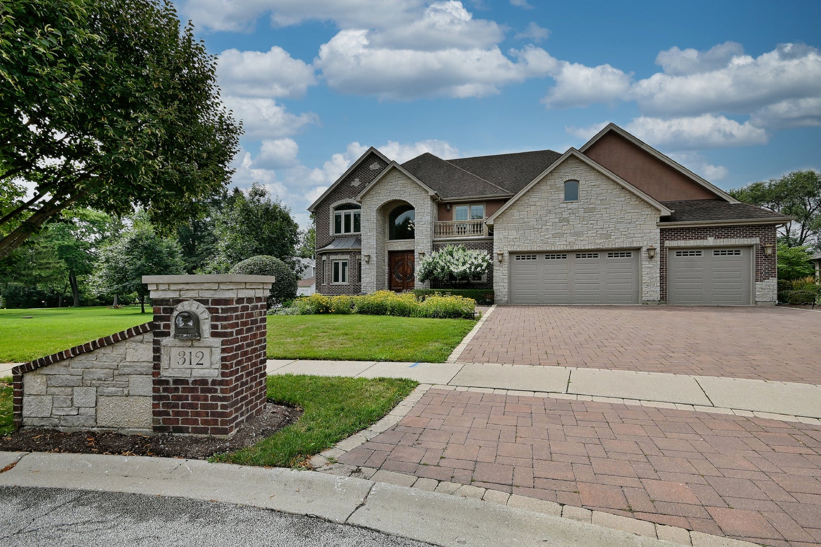 312 Felicia Court