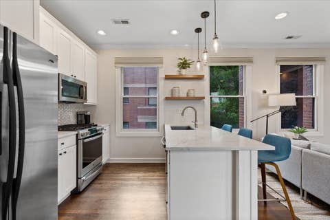 Tiny photo for 2036 W LEMOYNE Street #D, Chicago, IL 60622 (MLS # 12723130)