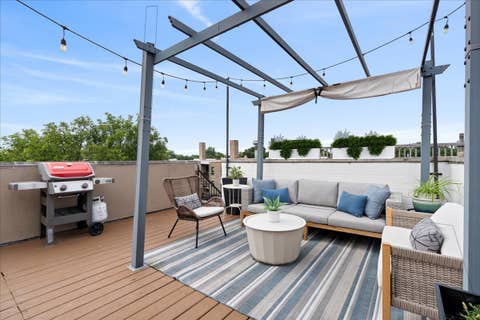 Tiny photo for 2036 W LEMOYNE Street #D, Chicago, IL 60622 (MLS # 12723130)