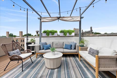 Tiny photo for 2036 W LEMOYNE Street #D, Chicago, IL 60622 (MLS # 12723130)