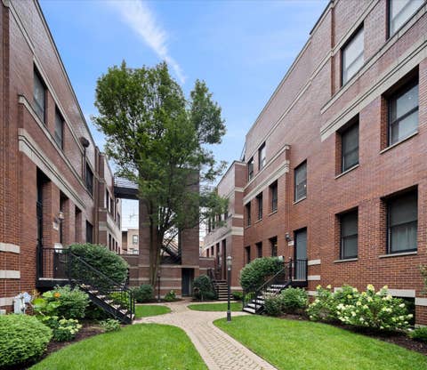 Tiny photo for 2036 W LEMOYNE Street #D, Chicago, IL 60622 (MLS # 12723130)