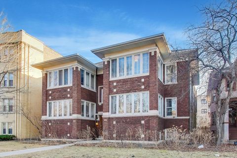 Tiny photo for 107 Washington Boulevard #2W, Oak Park, IL 60302 (MLS # 12583826)