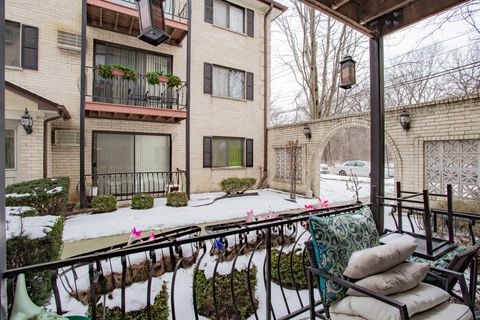 Tiny photo for 5151 N EAST RIVER Road #125A, Chicago, IL 60656 (MLS # 12592463)