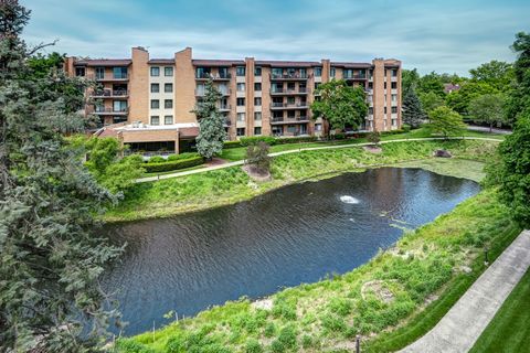 Tiny photo for 701 Lake Hinsdale Drive #412, Willowbrook, IL 60527 (MLS # 12676991)