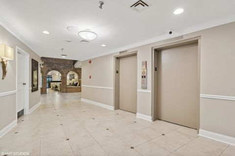 Tiny photo for 701 Lake Hinsdale Drive #412, Willowbrook, IL 60527 (MLS # 12676991)