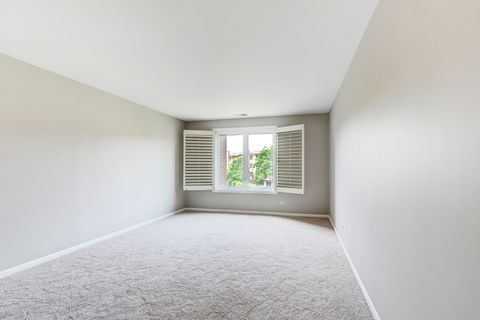 Tiny photo for 701 Lake Hinsdale Drive #412, Willowbrook, IL 60527 (MLS # 12676991)