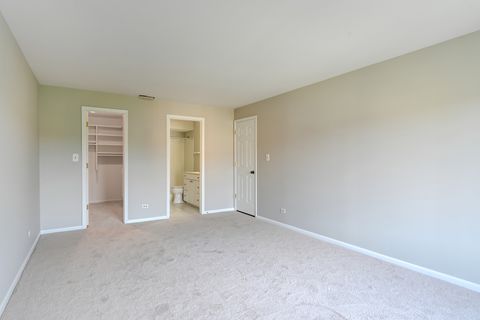 Tiny photo for 701 Lake Hinsdale Drive #412, Willowbrook, IL 60527 (MLS # 12676991)