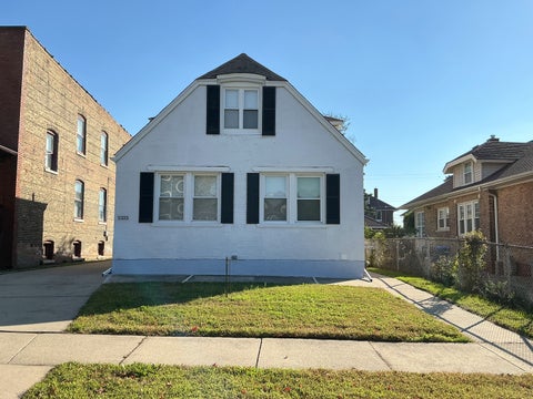 Tiny photo for 2323 Vernon Street, Blue Island, IL 60406 (MLS # 12789849)