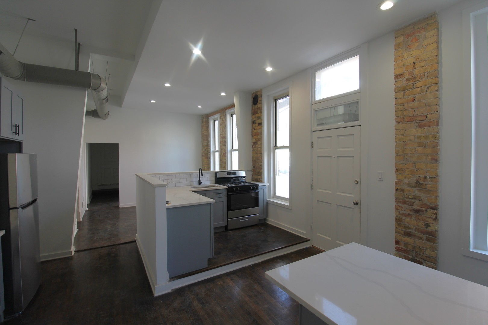 1362 N Bosworth Avenue 1A