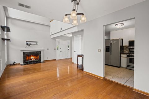 Tiny photo for 2342 Hamilton Place, Schaumburg, IL 60194 (MLS # 12475091)