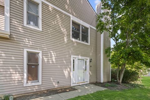 Tiny photo for 2342 Hamilton Place, Schaumburg, IL 60194 (MLS # 12475091)
