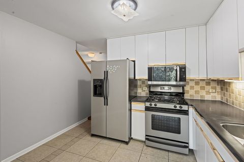 Tiny photo for 2342 Hamilton Place, Schaumburg, IL 60194 (MLS # 12475091)